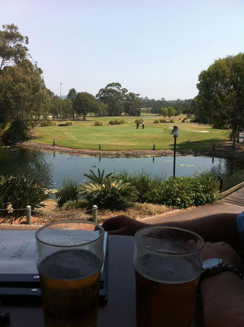 Emerald Lakes Golf Club - QLD Tourism 4