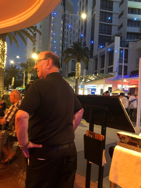 La Porchetta Broadbeach - Queensland Tourism 3