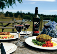 Sutton Forest Inn - Queensland Tourism