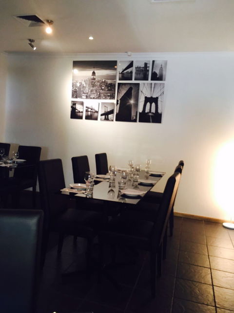 Aurora’s Ristorante & Pizzeria - QLD Tourism 5