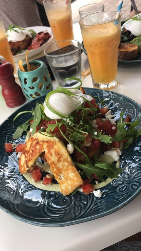 Esco Cafe & Restaurant - QLD Tourism 3