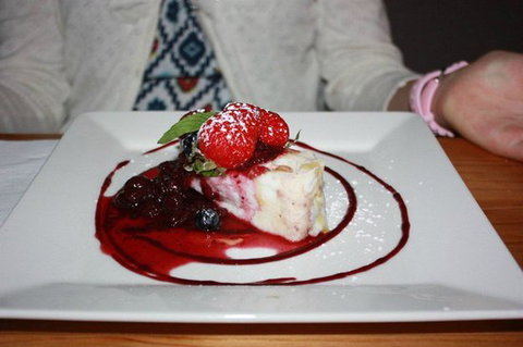 Oasis By The River Café Restaurant - QLD Tourism 0