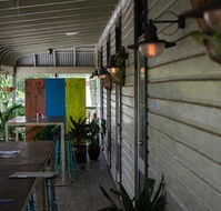 The Middle Pub - Queensland Tourism
