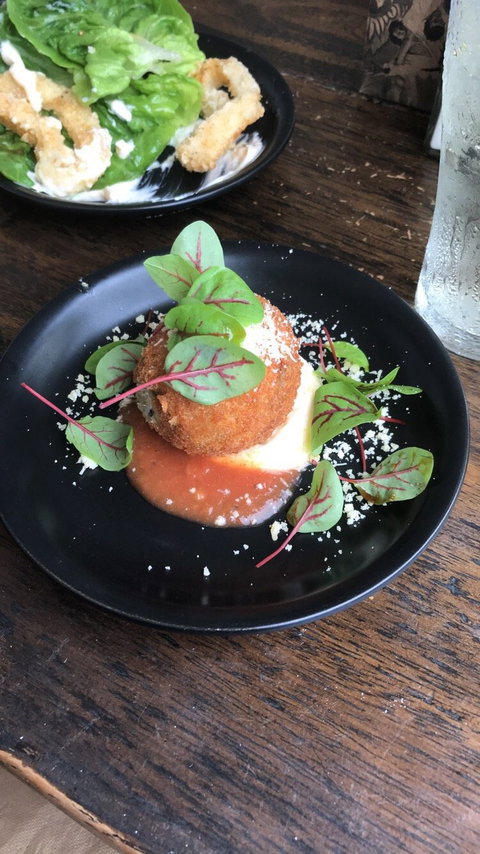 Burgster - QLD Tourism 1