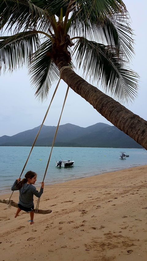 Montes Reef Resort - QLD Tourism 10