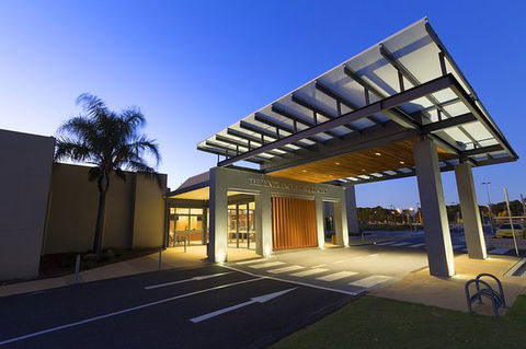 The Entrance Leagues Club - Queensland Tourism 0