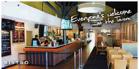 Empire Bay Tavern - Queensland Tourism 10