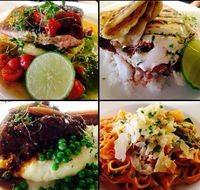 Empire Bay Tavern - Queensland Tourism