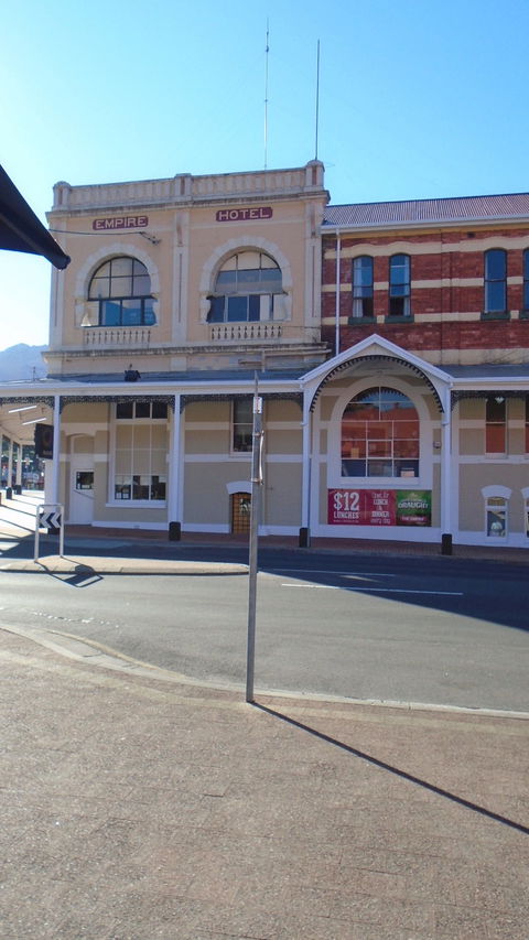 The Empire Hotel - QLD Tourism 4