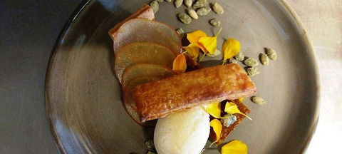 The Peak Restaurant At Spicers Peak Lodge - Queensland Tourism 0