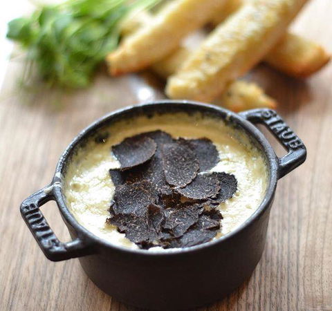 A La Bouffe Bar & Bistro - QLD Tourism 8