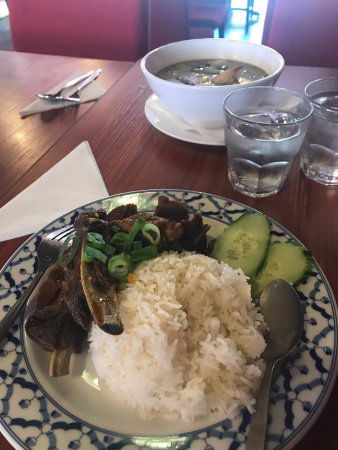Basil Thai Cuisine And Hot Pot - Queensland Tourism 0