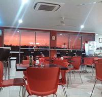 Cafe 300