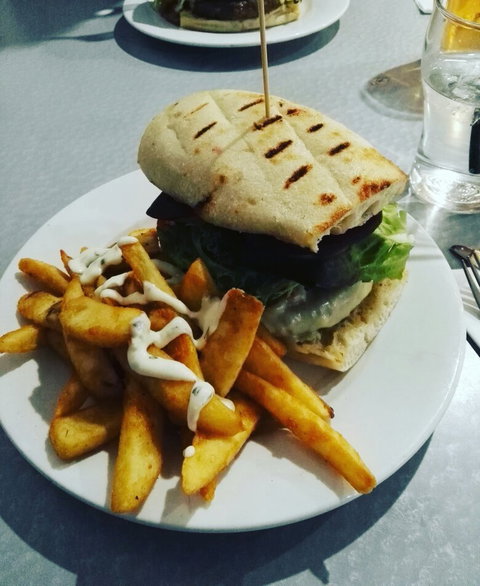 Sporties - QLD Tourism 4