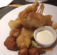 Shoreline Hotel - QLD Tourism