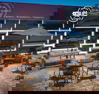 The Brown Bear Eatery