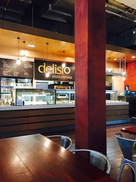 Delisio Pizza Romano - QLD Tourism 5