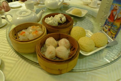 Dragon Palace Chinese Restaurant - QLD Tourism 0