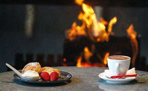 Other Side Of The Moon Restaurant - QLD Tourism 0