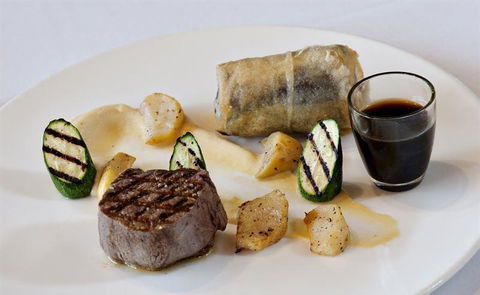 Other Side Of The Moon Restaurant - QLD Tourism 4