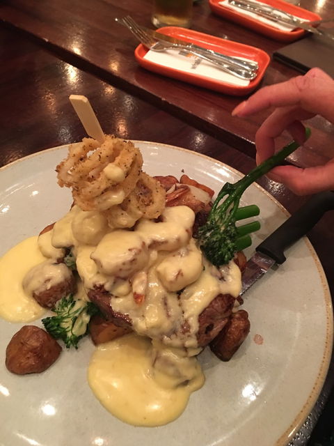 Whale + Ale - Queensland Tourism 9