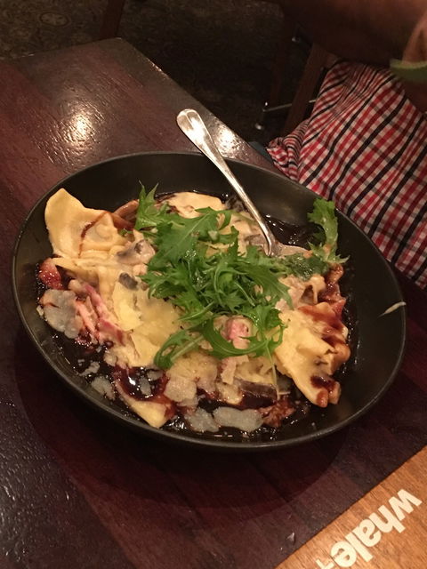 Whale + Ale - Queensland Tourism 8