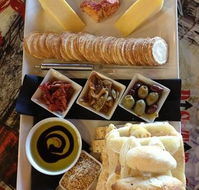 Swanbrook Winery  Cafe - Queensland Tourism