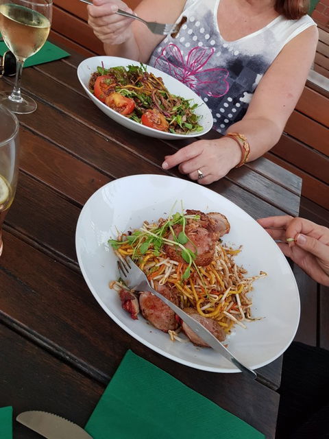 Woodbridge Hotel - Queensland Tourism 6
