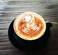 Emu Point Cafe - Queensland Tourism
