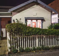 Lavender Cottage - Queensland Tourism