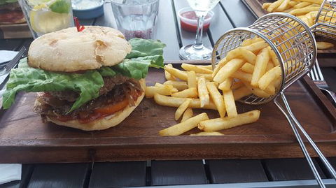 Bill's Bar - QLD Tourism 0