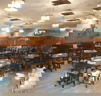 Dirt Dust N Diesels Outback Restaurant - QLD Tourism