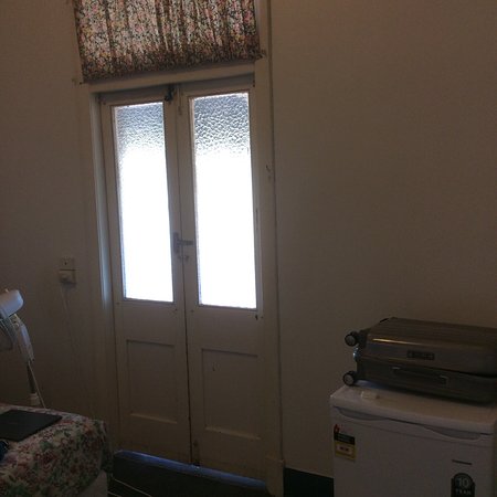 Quairading Hotel - QLD Tourism 0