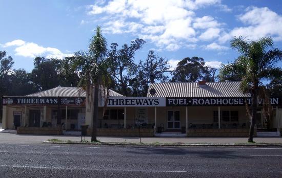 Woolgorong WA Queensland Tourism