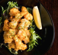 Arthur Waterhouse Lounge - Queensland Tourism