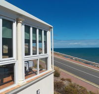 Marino Rocks Cafe Restaurant - QLD Tourism