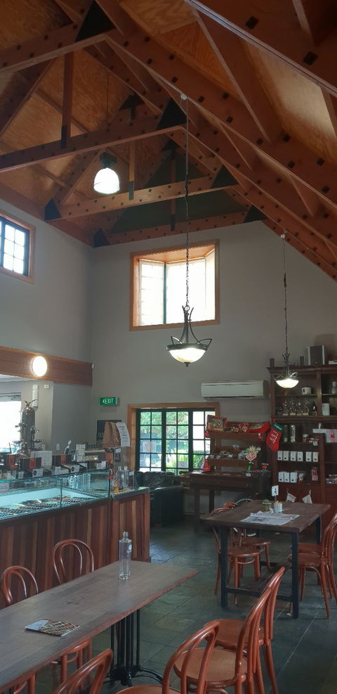 Bracegirdles House Of Fine Chocolate - Queensland Tourism 6