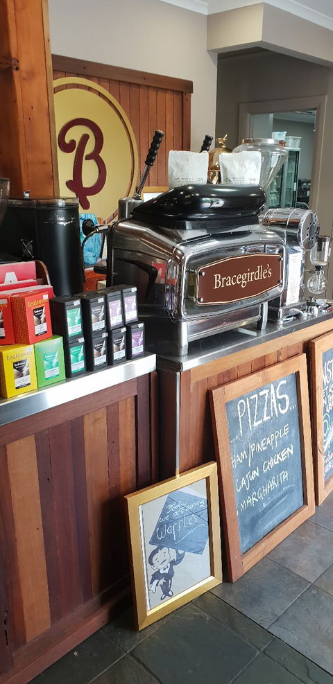 Bracegirdles House Of Fine Chocolate - Queensland Tourism 8