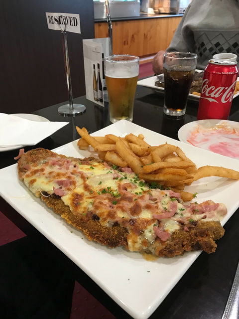 Anglers Inn Restaurant - QLD Tourism 4
