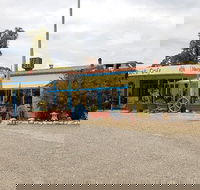 The Travelling Duck Cafe - Queensland Tourism