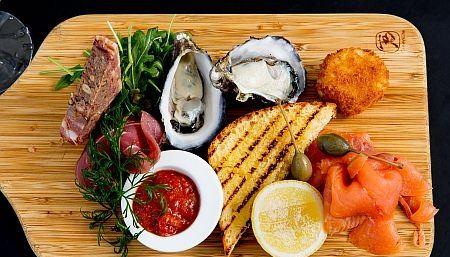 Bruni's Restaurant At Villa Howden - QLD Tourism 7