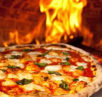Piccolo Papa - Queensland Tourism