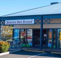 Reeves Hot Bread - Queensland Tourism