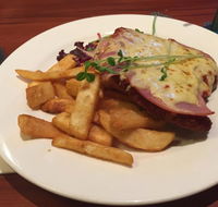Wilsonton Hotel - Queensland Tourism