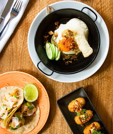 Hungry Feel - QLD Tourism 0