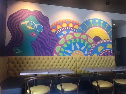 Taco Bell - Queensland Tourism 0