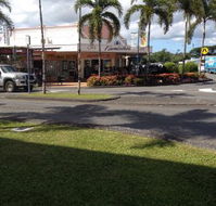 Famishes Cafeteria - Queensland Tourism
