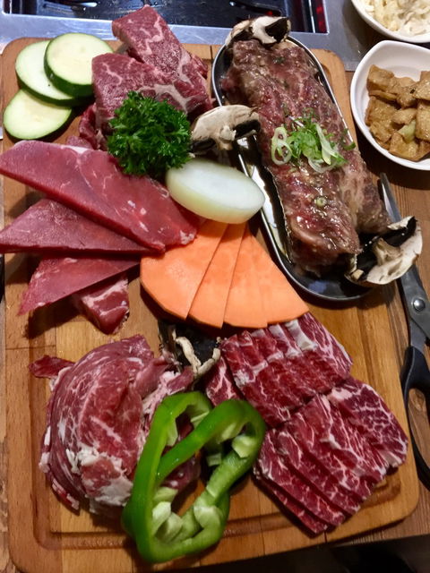 Meekak Korean Bbq Restaurant - QLD Tourism 1