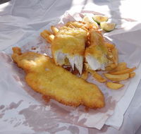 Walla's Fish  Chips - Queensland Tourism