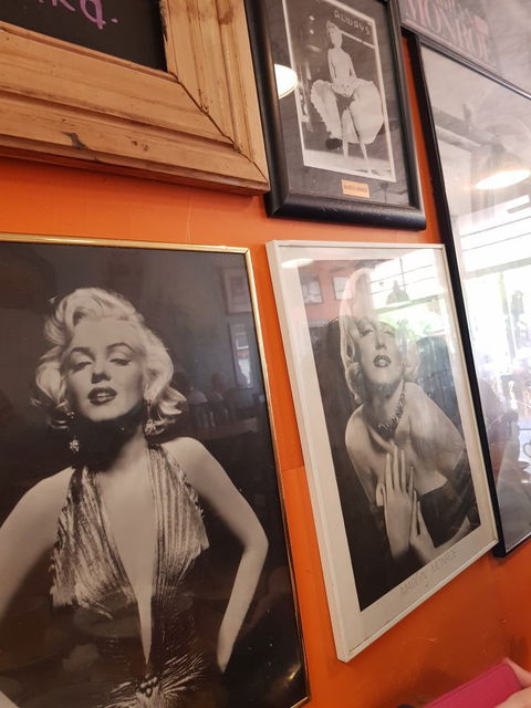A Cafe Etc - QLD Tourism 2